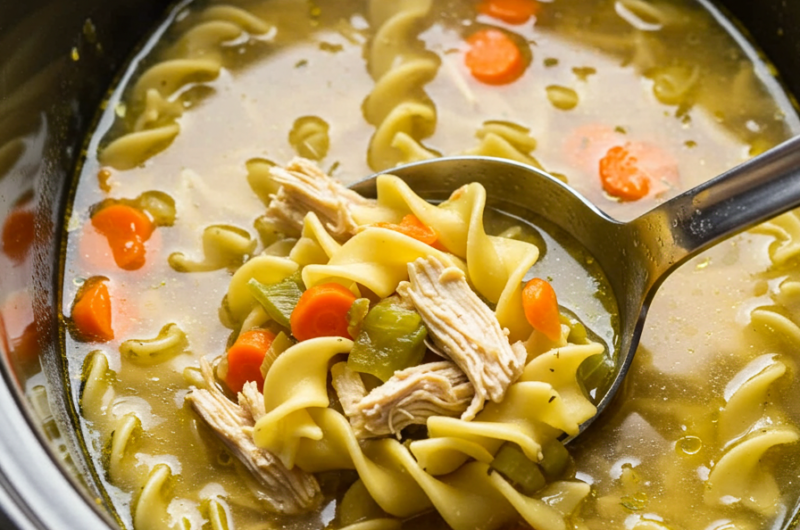 Slow Cooker Chicken Noodle Soup